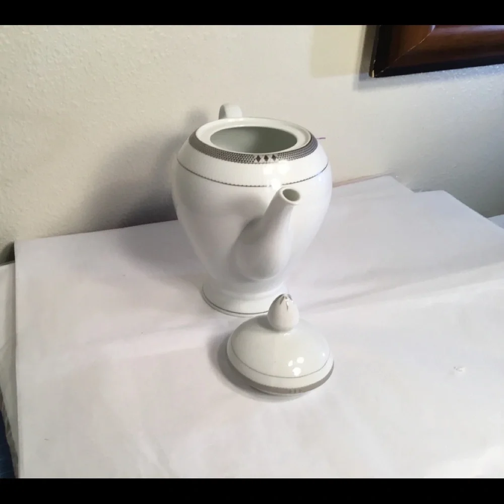 D’moda ITALIAN DESIGN‎ PLATINUM TEA PUT